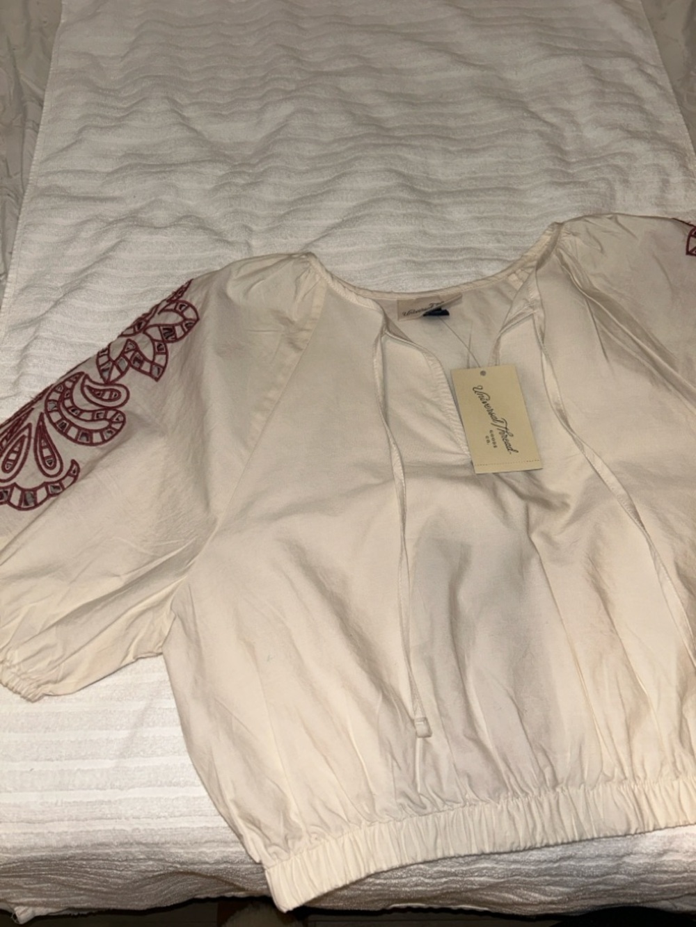 Universal Thread Top - Picture 6 of 6